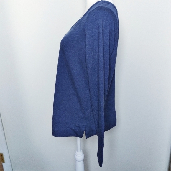 Old Navy Active Go Dry Lattice Sweatshirt - Picture 3 of 7